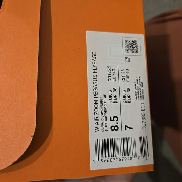 Nike Women's Running Shoes - Purple and Cream - Picture 4 of 4